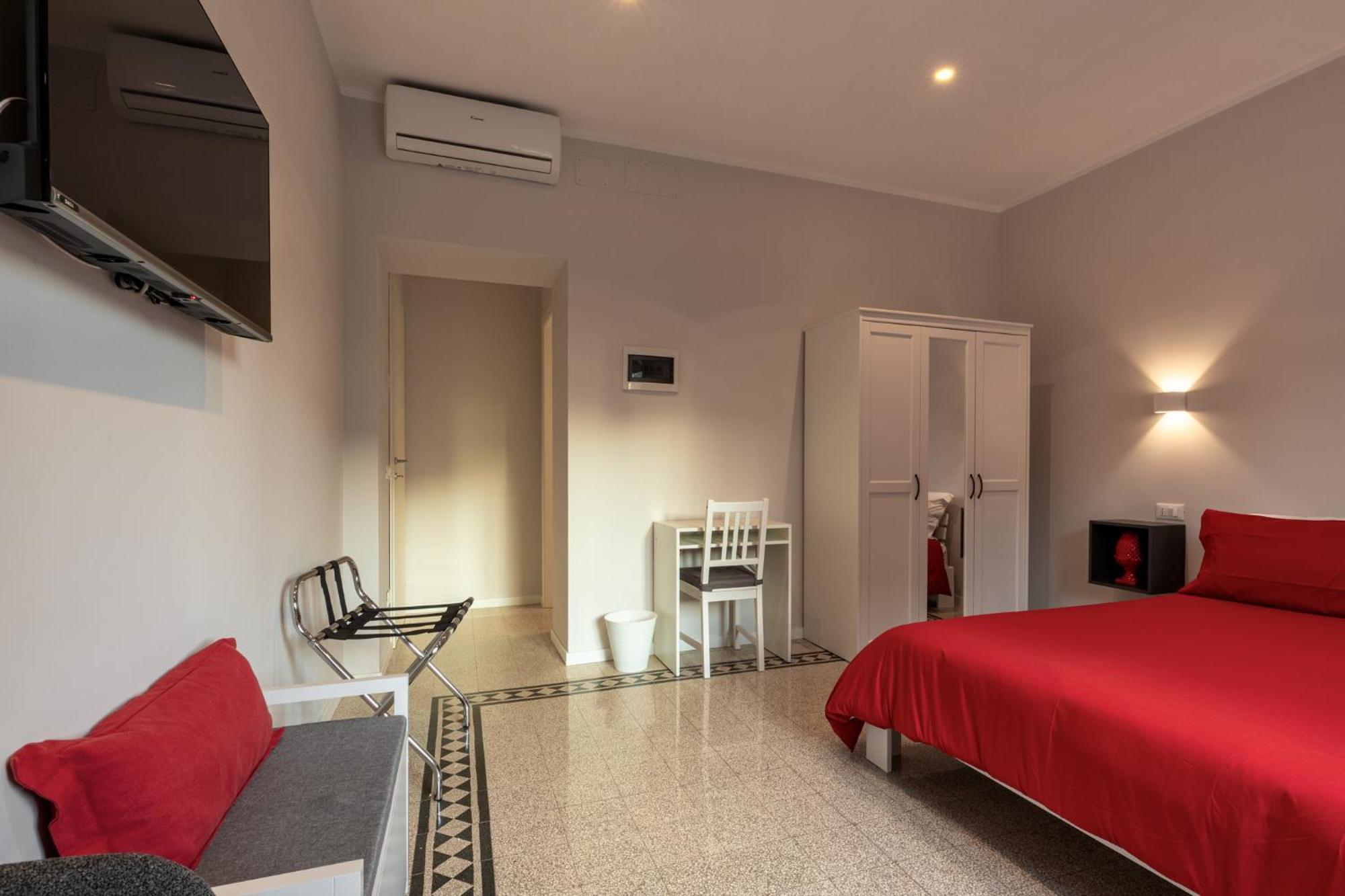 Casa San Lo' Zona San Lorenzo Termini Appartement Rome